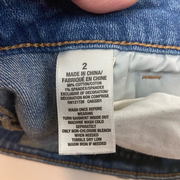 Aeropostale MIDI Jean Shorts women’s size 2 Distressed - Picture 5 of 8